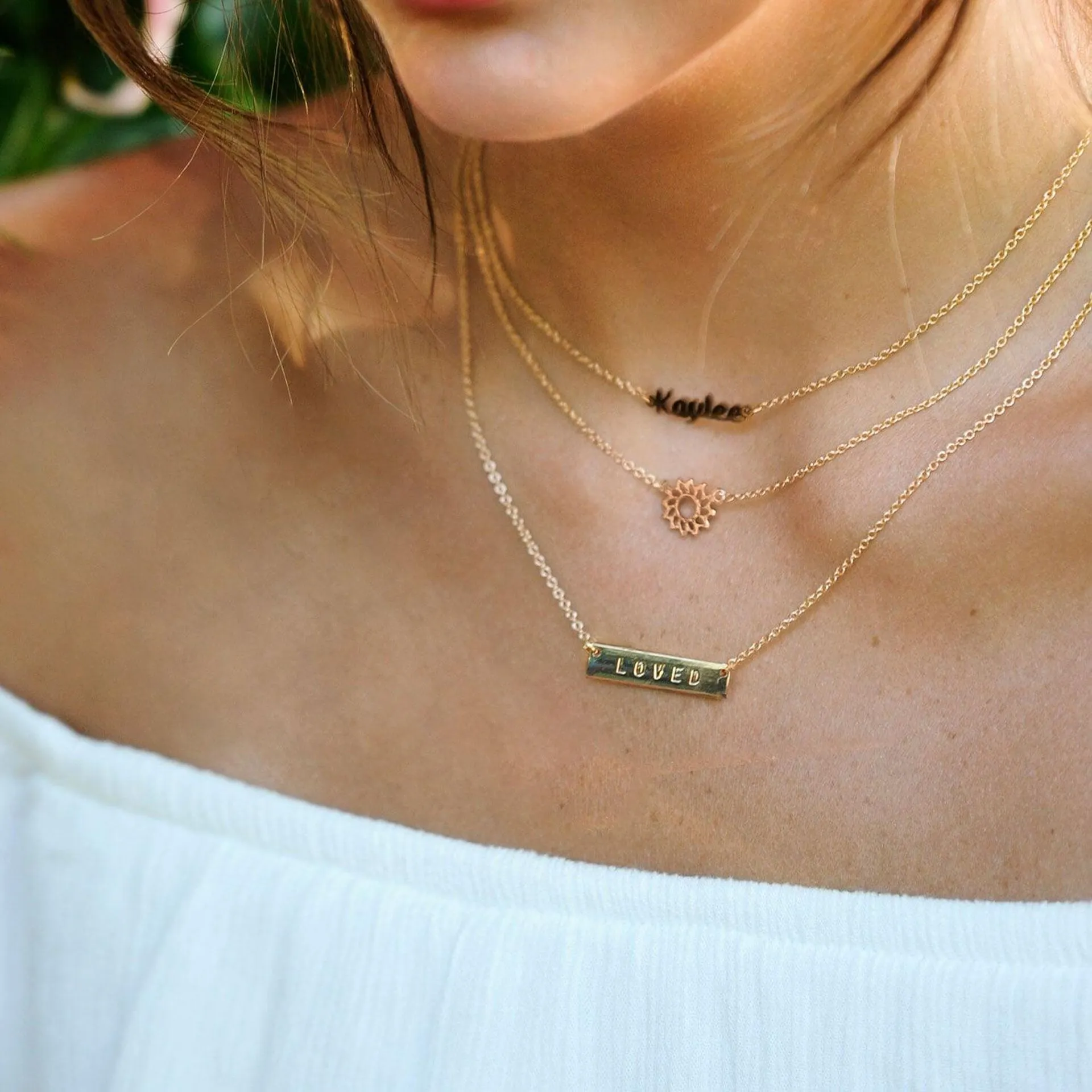 100532 Loved Bar Pendant Necklaces