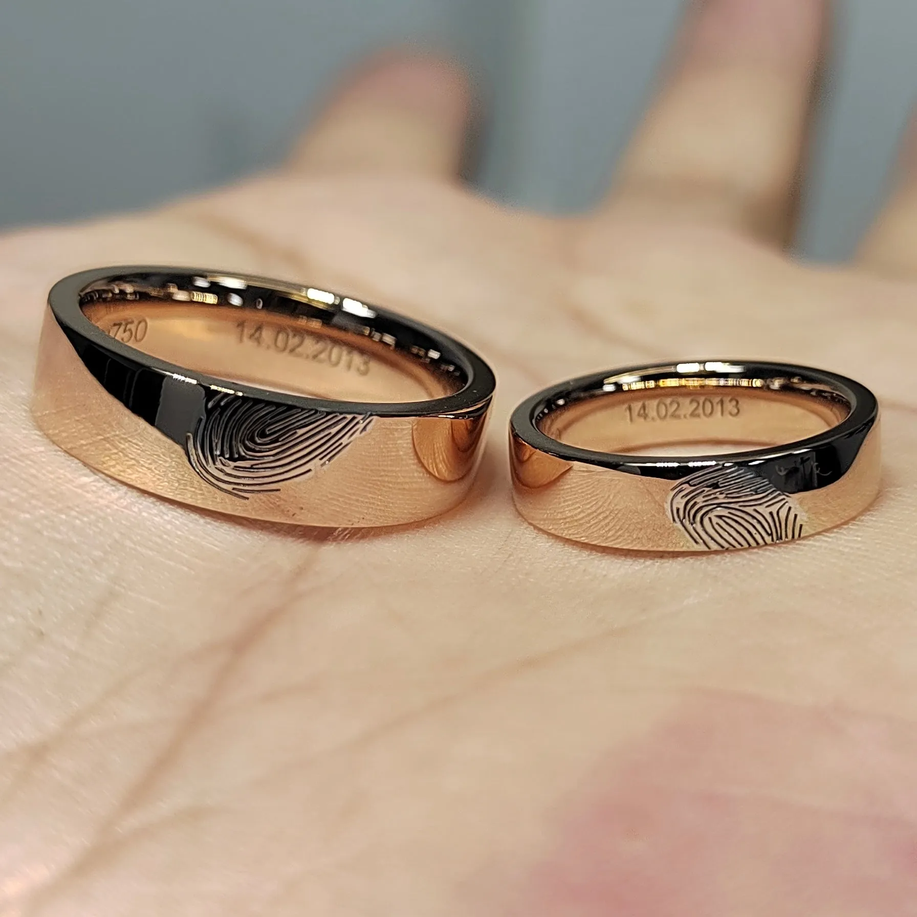 18K Rose Gold Fingerprint Wedding Bands