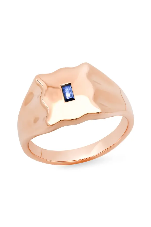 Blue Sapphire Baguette Form Signet Ring