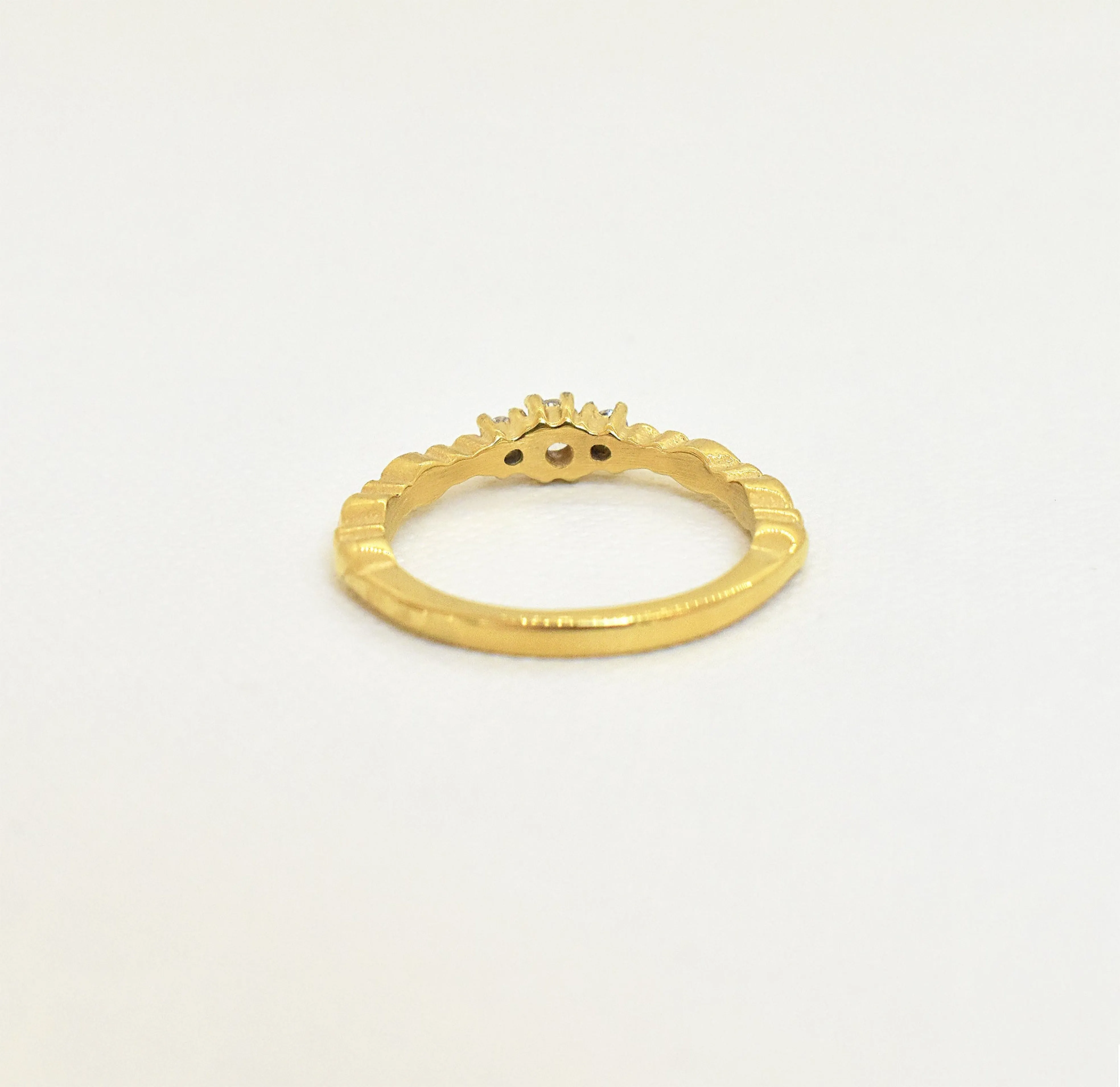 CELESTE 18K GOLD 3 STONE STACKABLE RING