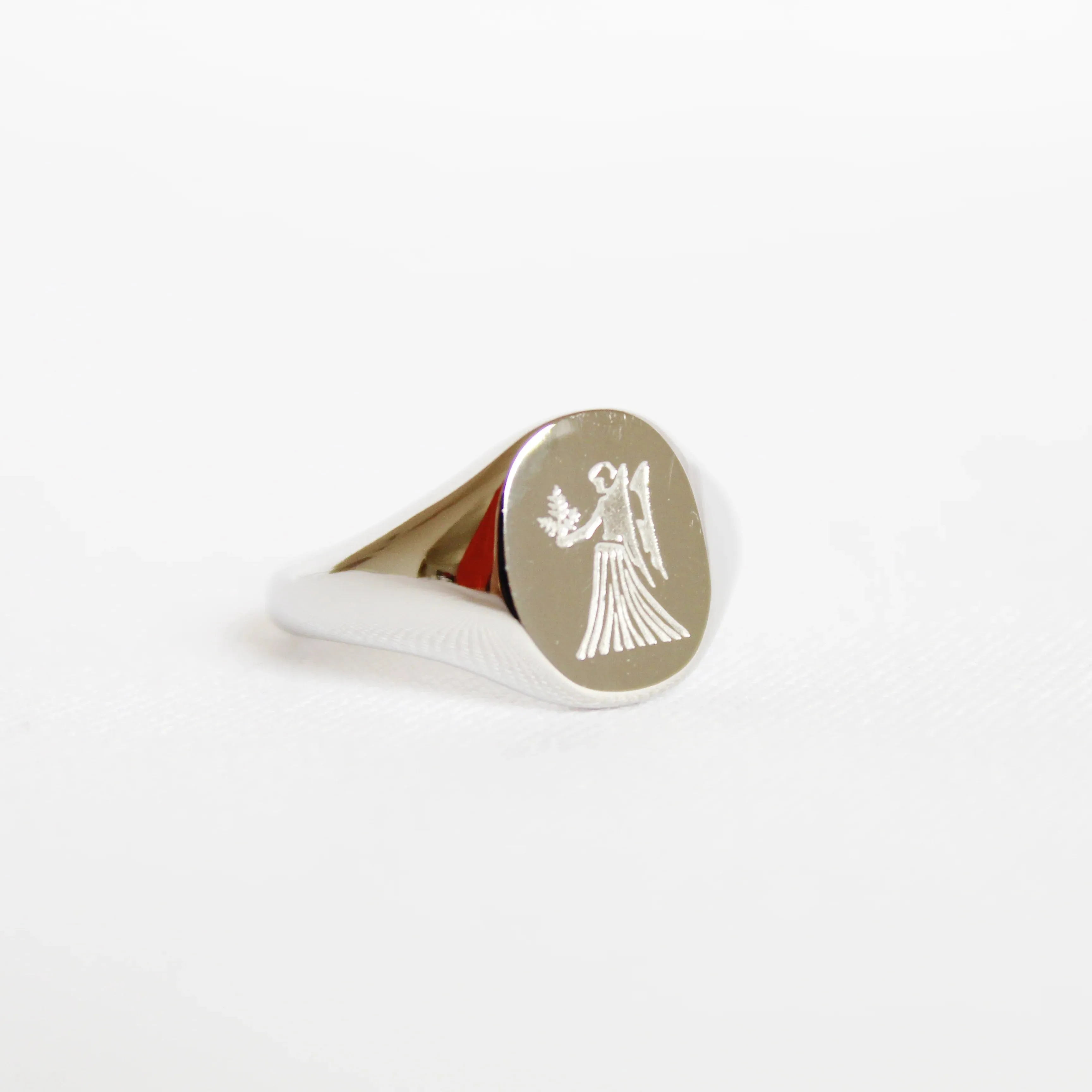 Zodiac Signet Ring in Silver - Virgo